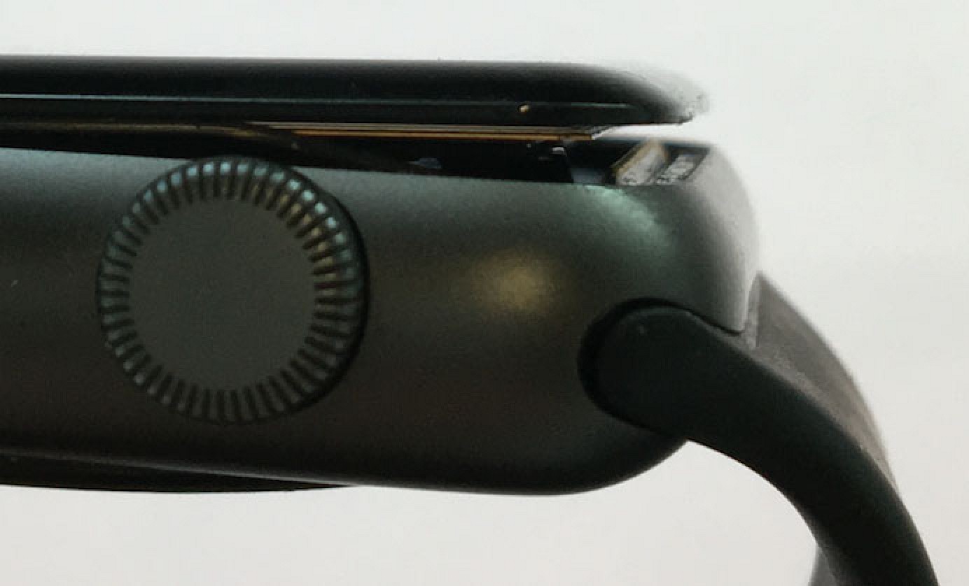 二代 Apple Watch 電池膨脹？蘋果將提供免費維修