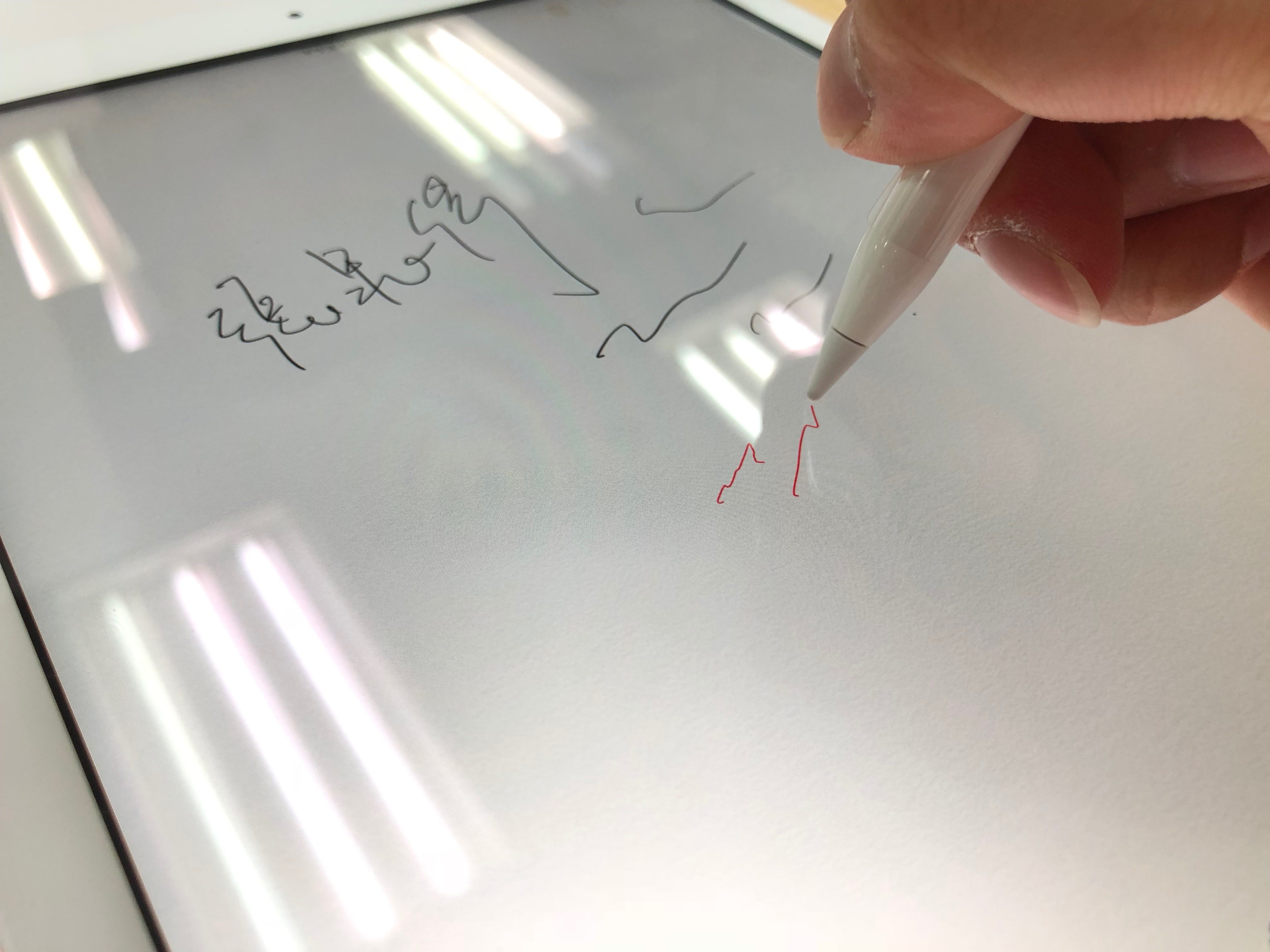 Apple Pencil 在 iPad 上的使用情形