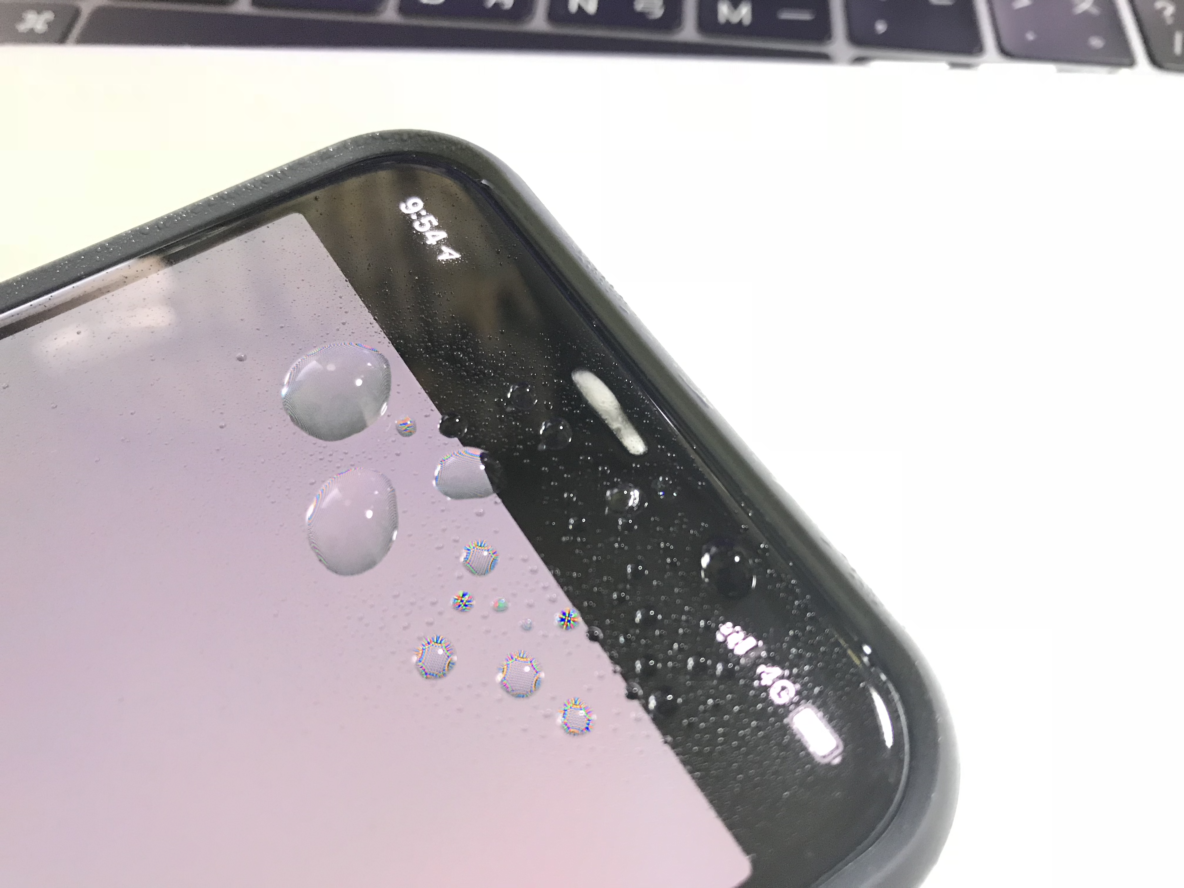 iPhone 喇叭進水