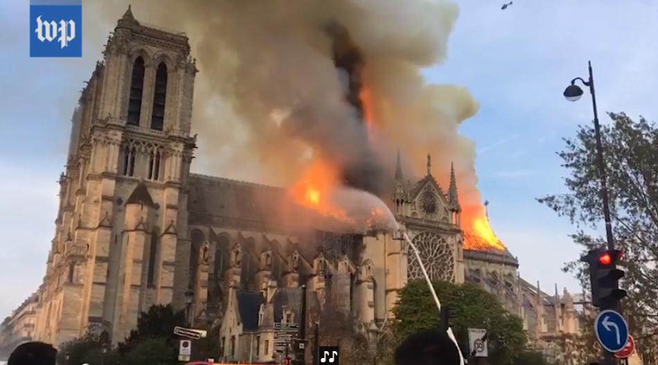 巴黎聖母院火災
