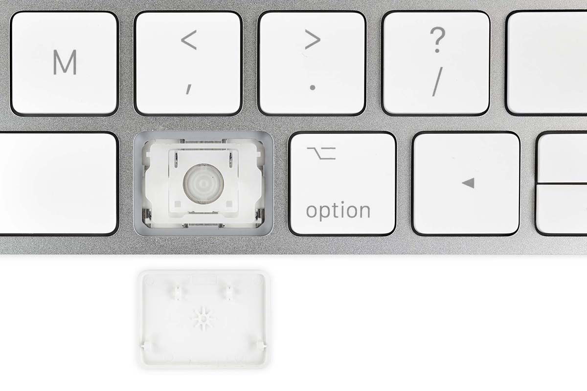 MacBook Pro 鍵盤 剪刀腳