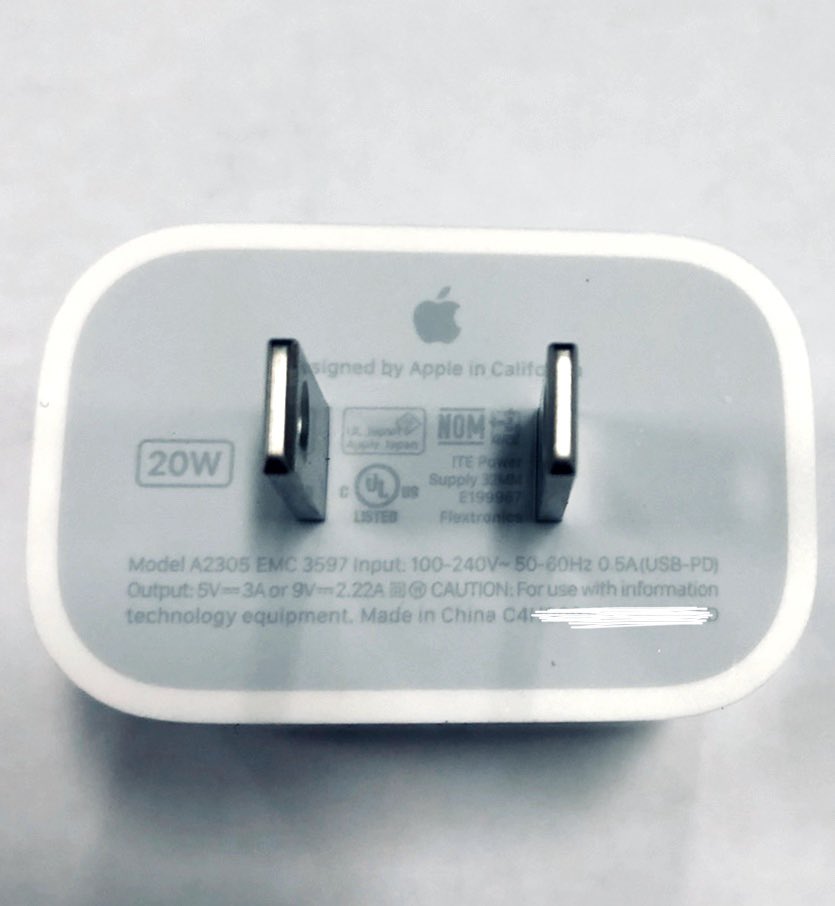 iPhone 12 20W 充電器