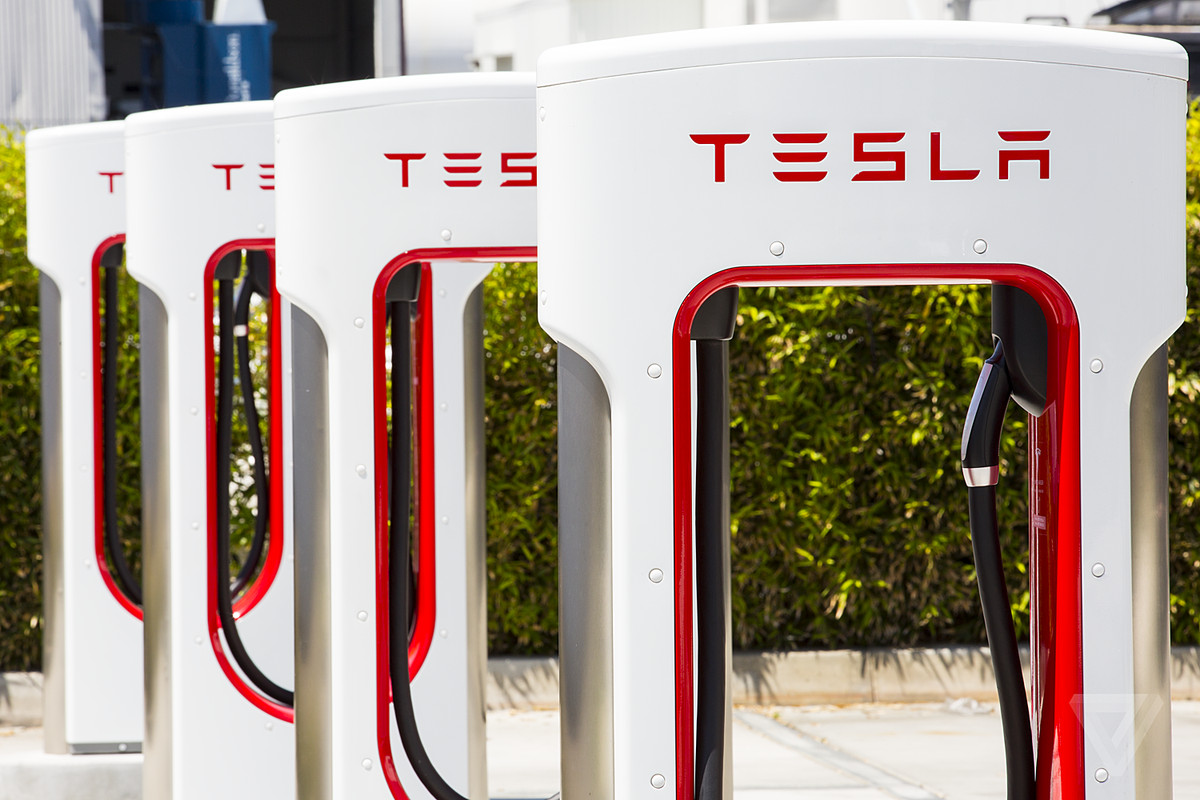 特斯拉 Tesla 共享能源網路