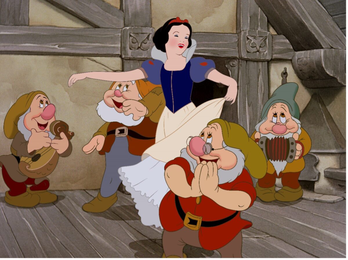 Disney+ 2. 史上第一部長篇動畫電影：《白雪公主》（Snow White and the Seven Dwarfs）（1937）