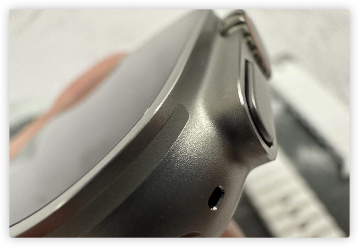 iPhone 15 Pro 發表會 邀請函 顏色 鈦金屬