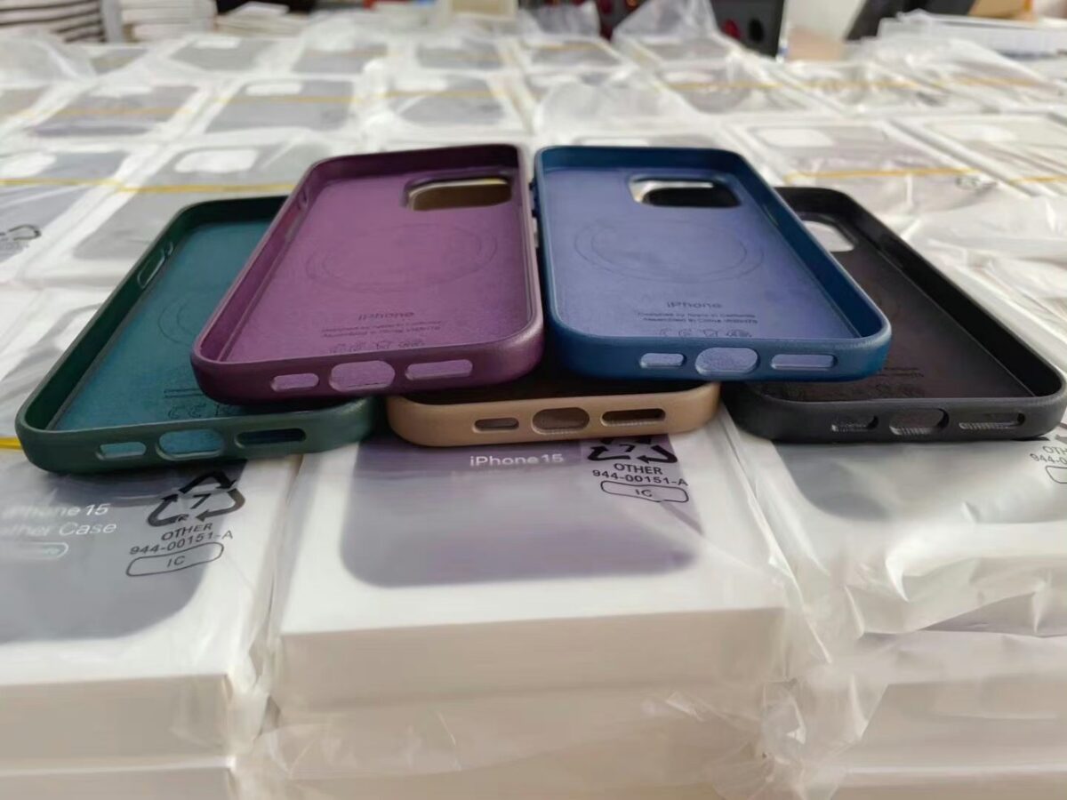 iPhone iOS iPhone 15 iPhone 15 Pro 顏色 配色 模型機 保護殼 編織保護殼 皮革保護殼