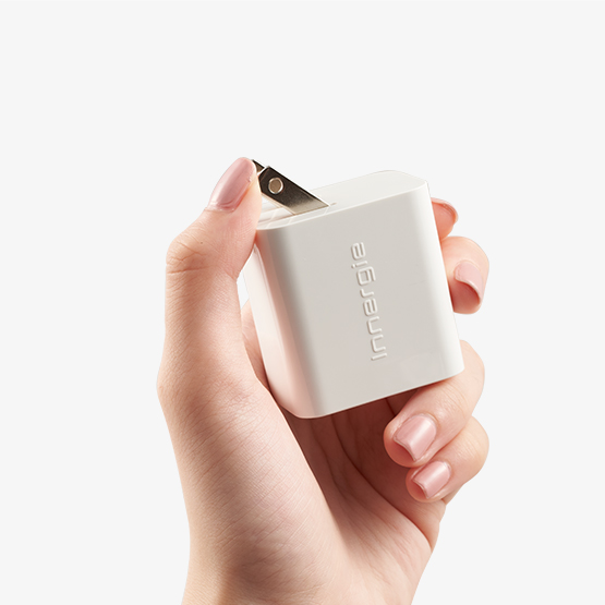 台達消費性電源品牌Innergie 今宣布推出旗艦系列【One For All 萬用充電器】最新產品 C4 Duo – Innergie 45瓦雙孔USB-C (Type-C)充電器