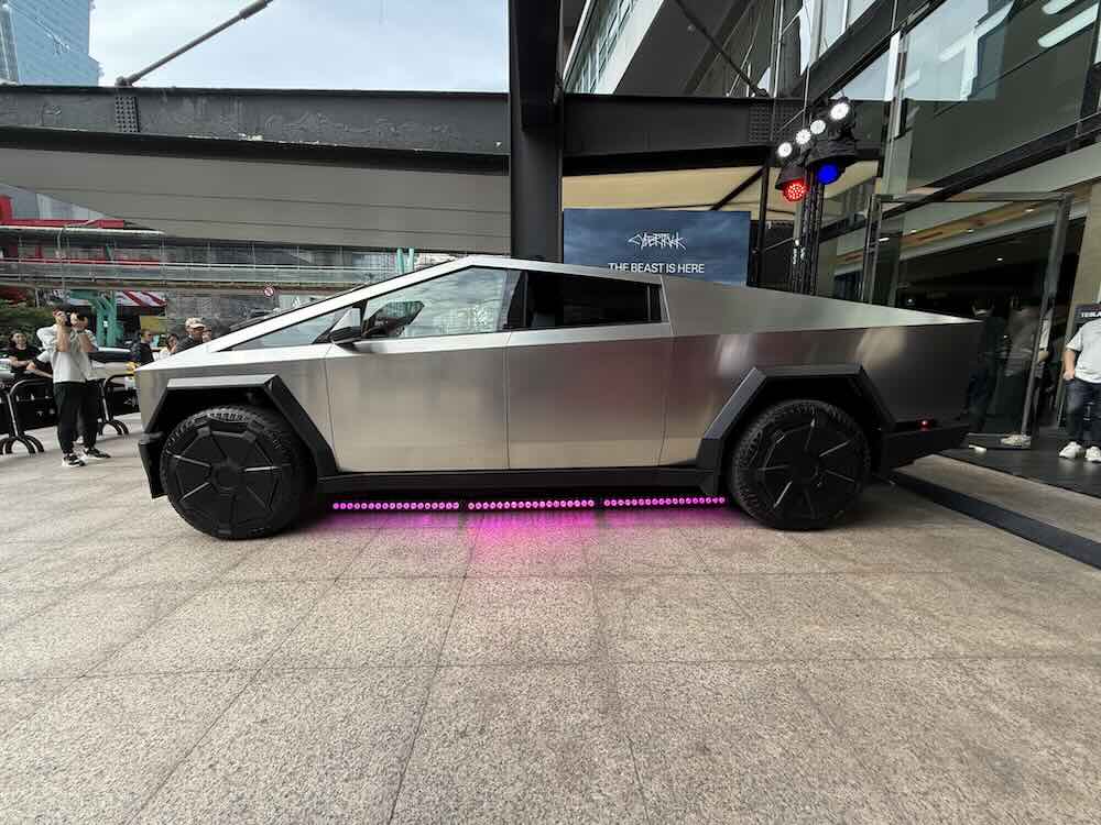 特斯拉 Tesla Cybertruck Cybertruck 硬派巡展