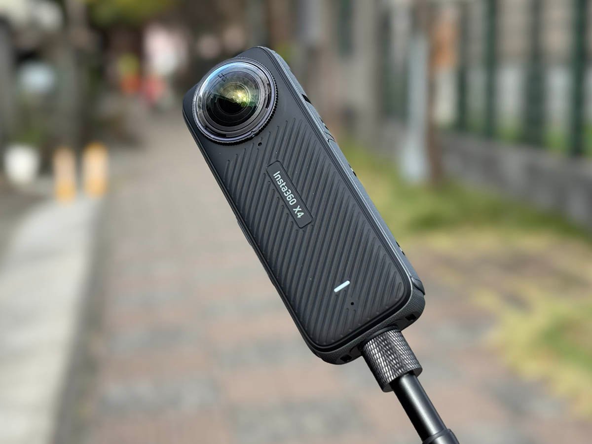 Insta360 X4