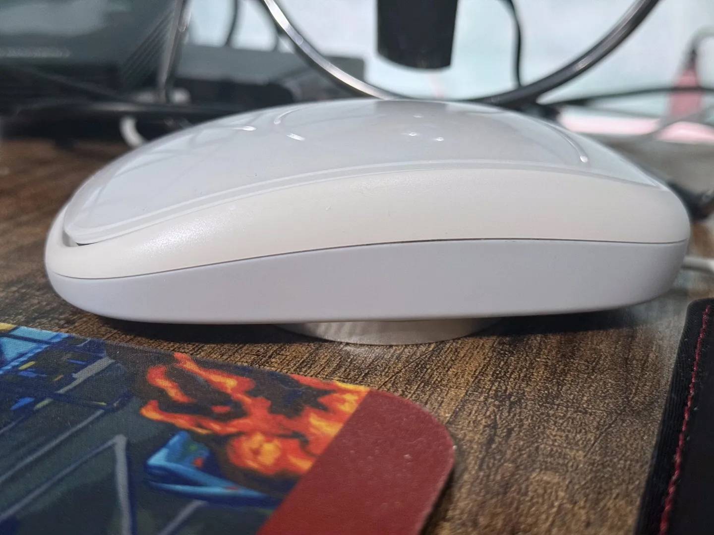 Apple 重新設計 Magic Mouse 巧控滑鼠